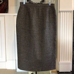 Price drop! Celine skirt, size 40